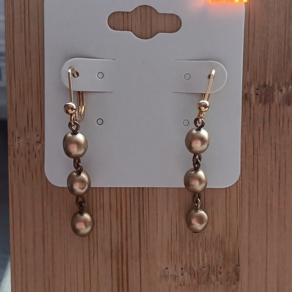 Gold Tone Beaded Earrings - Picture 2 of 4